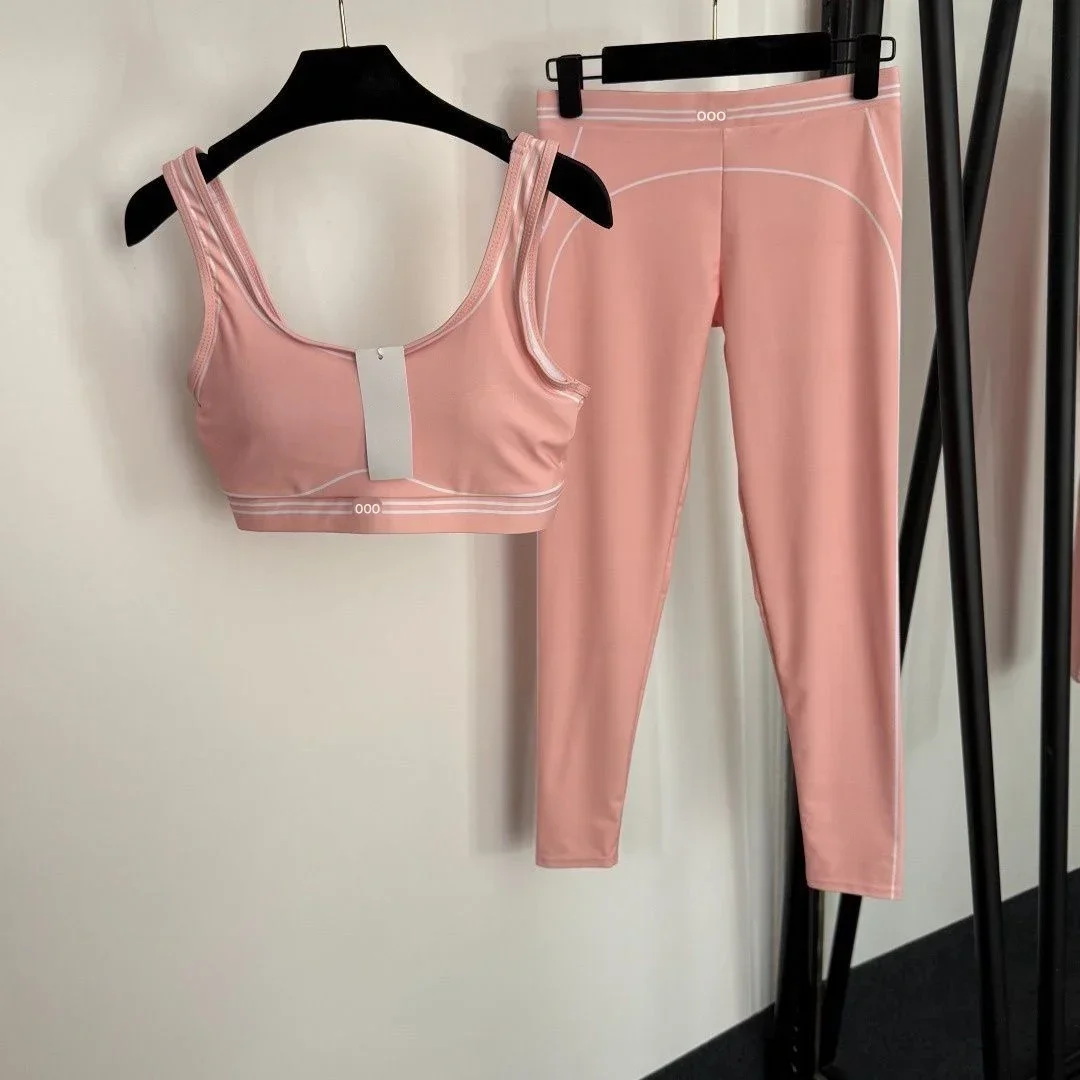 Pilates Yoga Fit - Tank Top dan Celana Dua Potong