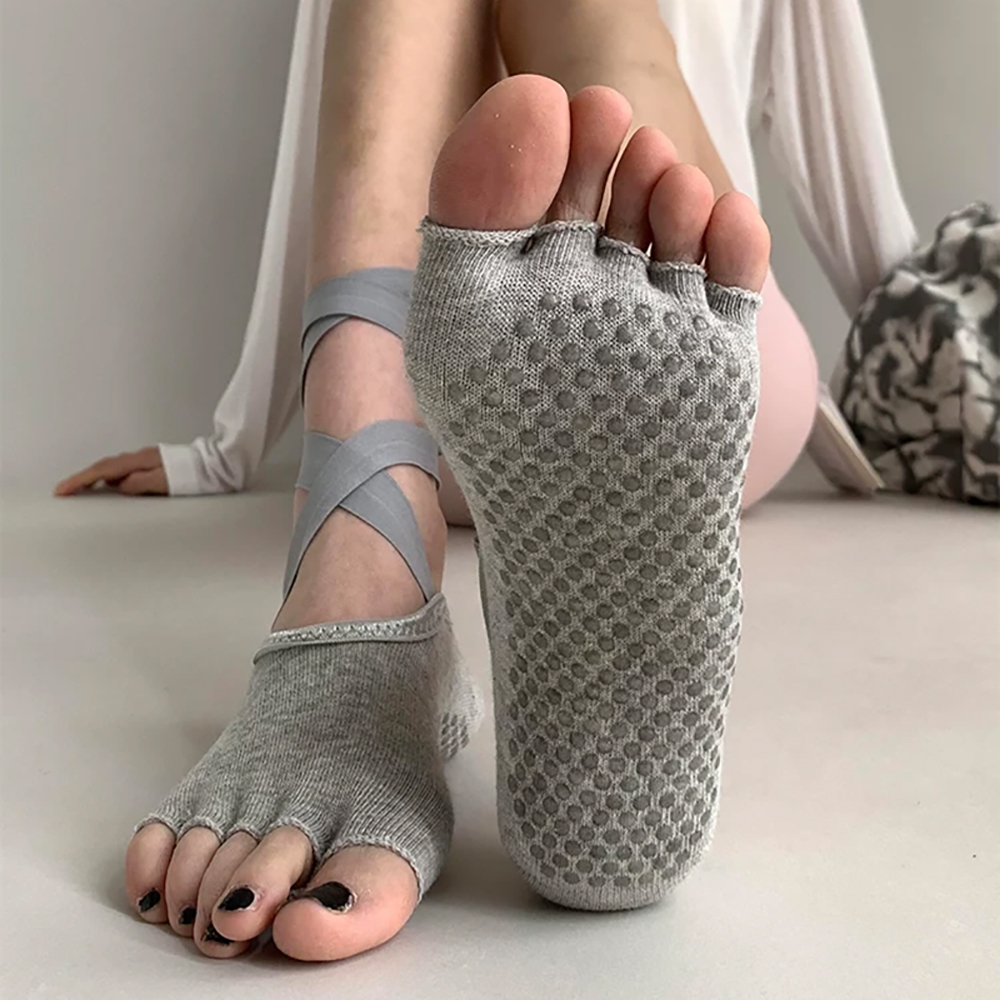 Kaus Kaki Yoga Pilates Wanita  - Youtube Yoga Pilates ulasan dan harga
