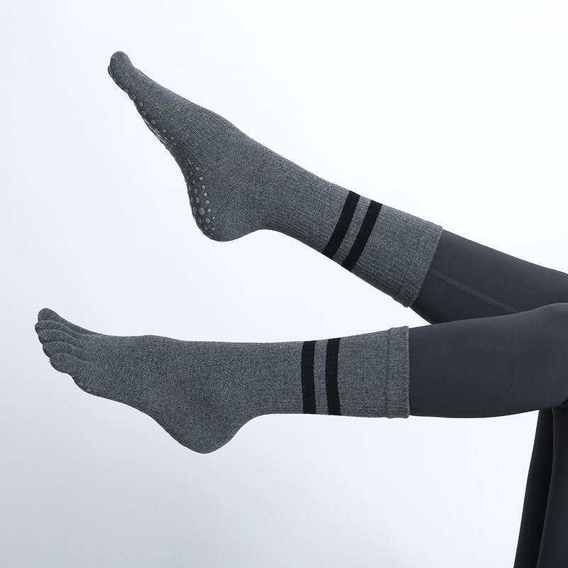 Kaus kaki Yoga anti selip, kau - Youtube Yoga Pilates ulasan dan harga